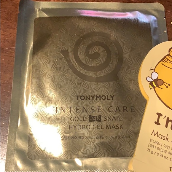 Makeup bundle - Picture 4 of 4